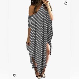 Women’s oversized gray striped off the shoulder dress, xl, perfect condition.